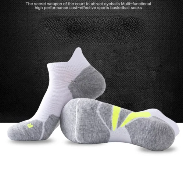 New Boat Socks Men Short Tube Towel Bottom Outdoor Sports Socks Sweat-absorbing Basketball Socks Running Fitness Socks Men