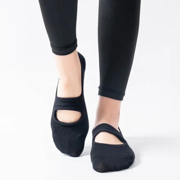 S032a4947985f488c83719d03da505060Y.webp 3-Pack Women’s Grip Socks Non-Slip Yoga Pilates Studio Socks